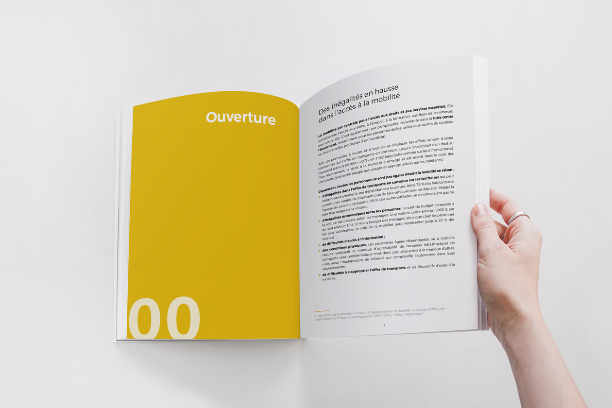 Double page du livre blanc Mobicoop avec sommaire